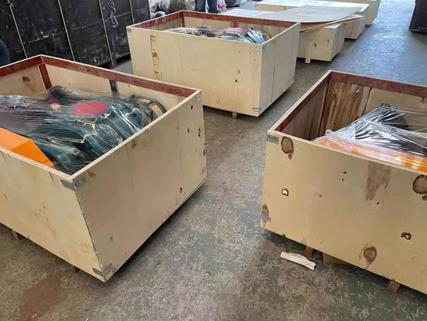 开工啦！发往佛山XQSSR150罗茨鼓风机 30KW4台(图1)